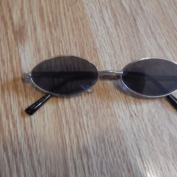 Oval ALDO Sunglasses - Picture 3 of 9